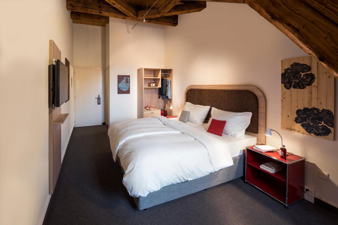 Koncept Hotel Loeie Münsingen エクステリア 写真